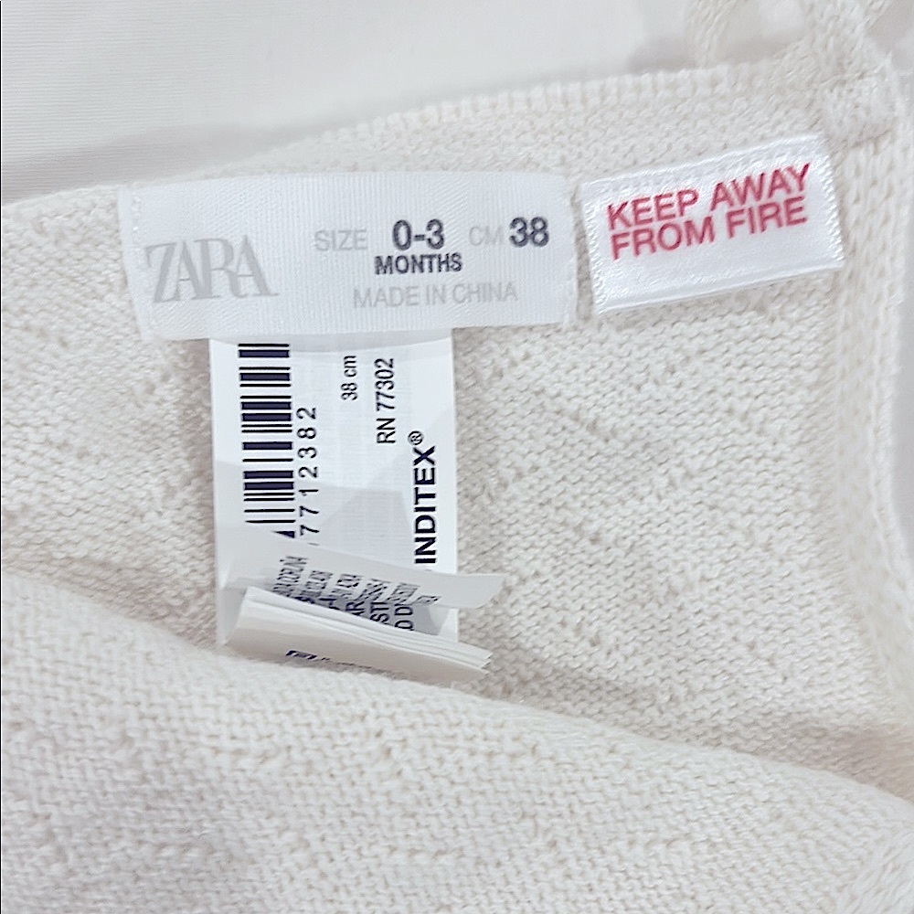 Zara silk blend knit Classic White Baby Bonnet - Picture 3 of 7